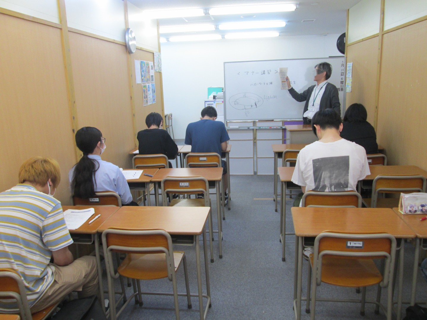 就職活動準備のための講演会を実施しました