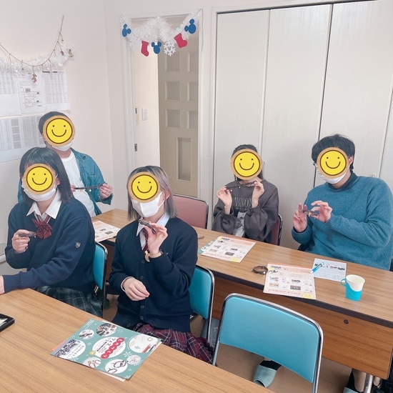 ◎特別活動　ブレスレット作り(自由参加)