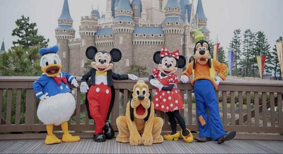 ◎特別活動(自由参加)ディズニーランド遠足のお知らせ⭐️