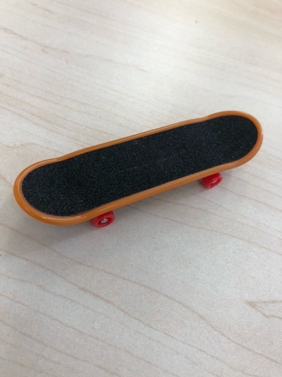 小さいスケボー