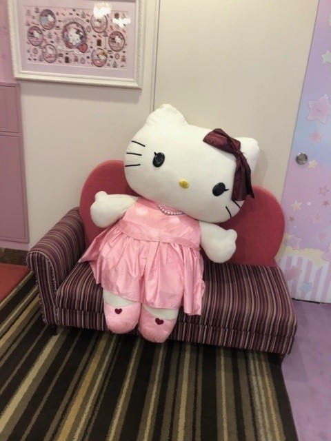 キティさんがお出迎え