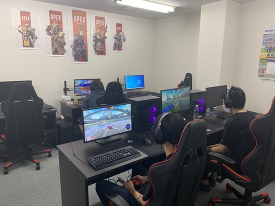 ロケットリーグに参加！