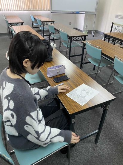 通信制高校　イラストコース　ネイルコースにも対応しています！　池袋キャンパス