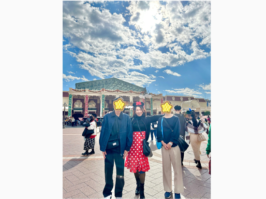 ディズニーランドでティーチャーを探せ！