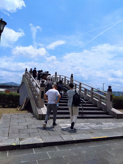 夏休み明けに学校へ行くのがつらいあなたへ