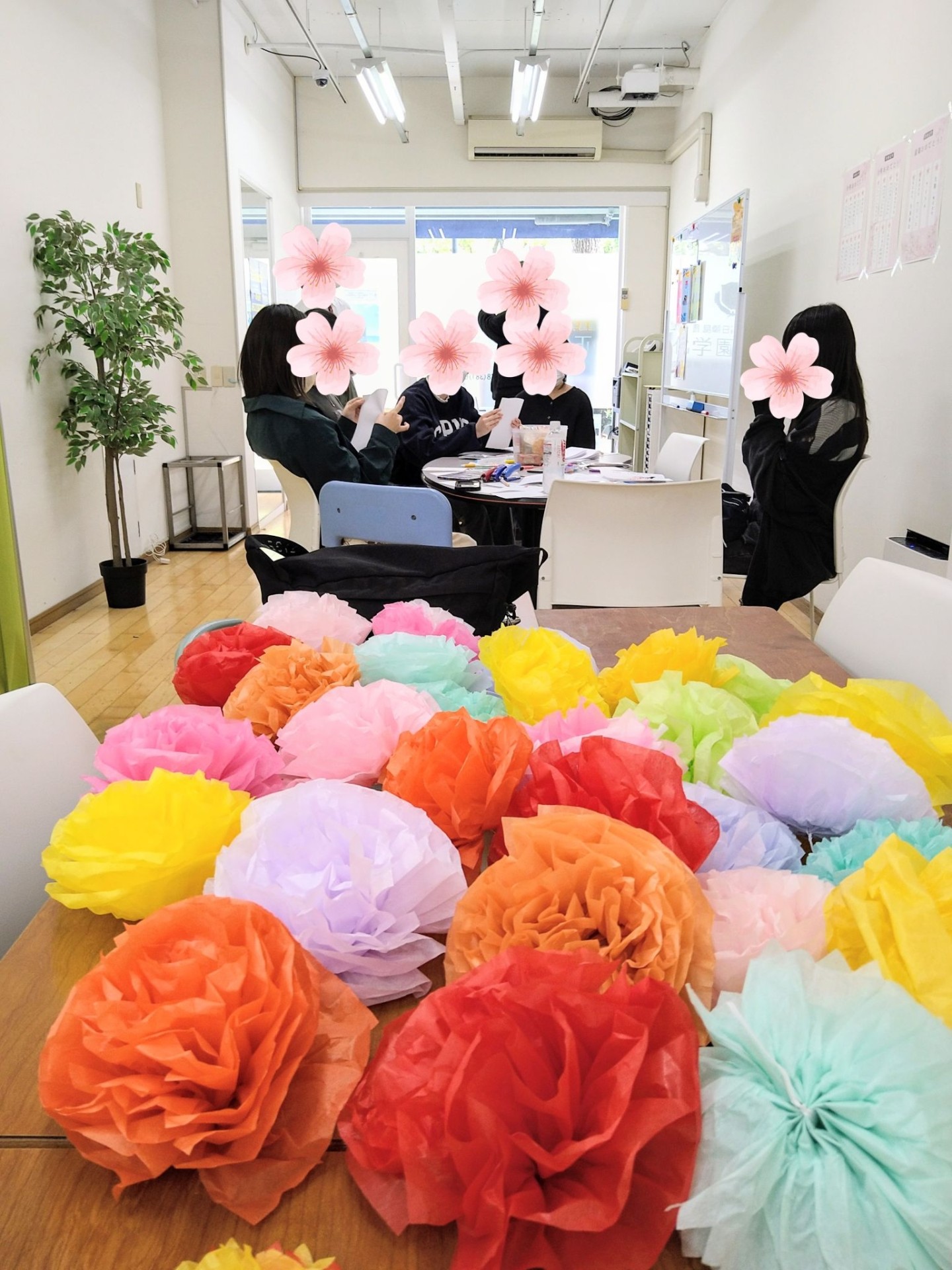 入学式準備のお手伝いに来てくれました！