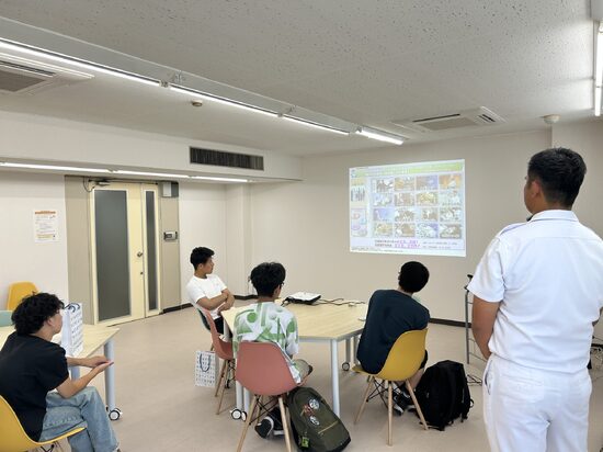 自衛隊から進路を学ぶ