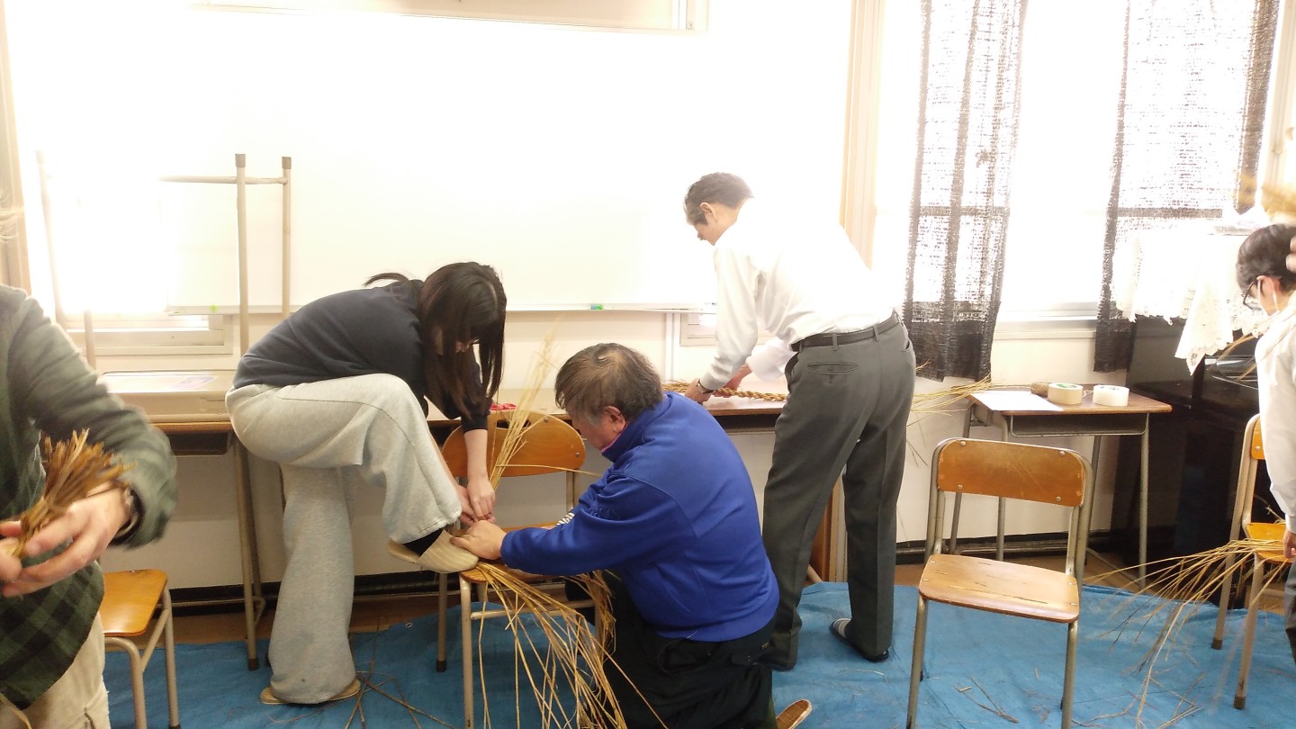 正月のしめ飾りを作ってみました