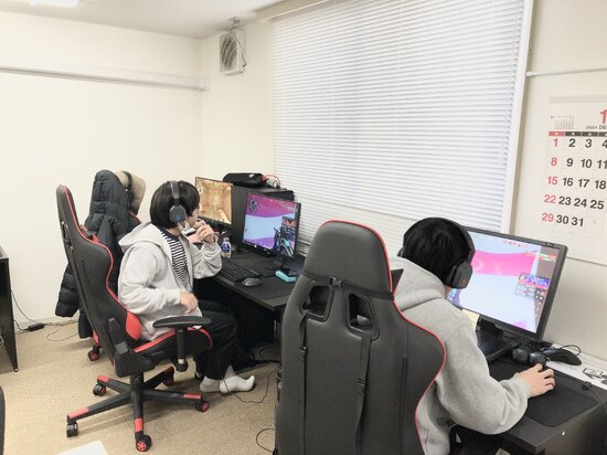 eスポーツ練習中！