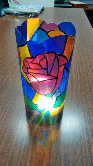 特別活動　映画観賞会＆ステンドグラス製作