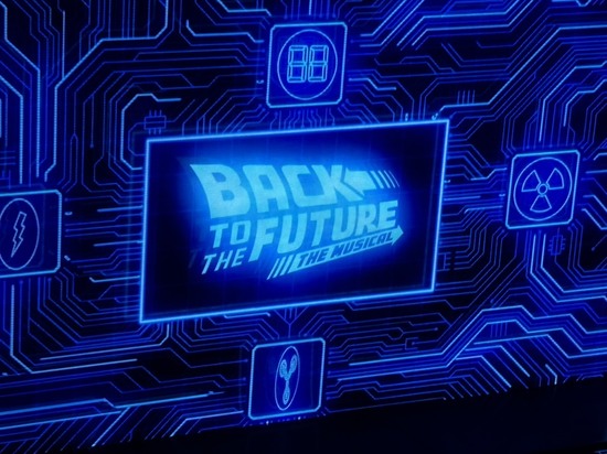 特別活動　劇団四季「バック・トゥ・ザ・フューチャー」観劇