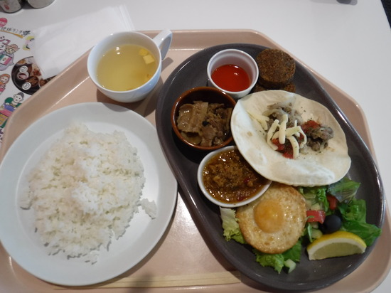 『地球ランチ』を食べ世界に目を広げる！