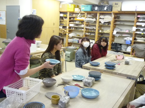 陶芸体験をしました。