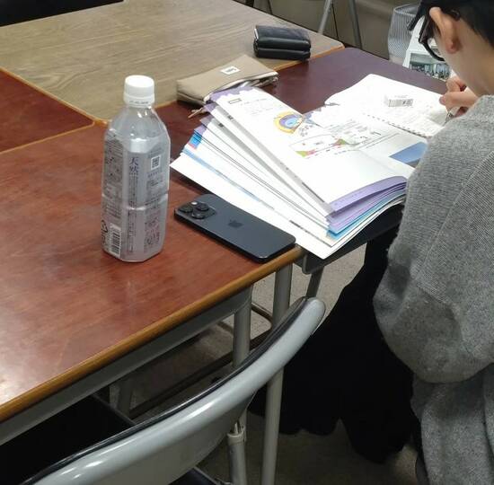 卒業生がキャンパスに遊びに来てくれました！