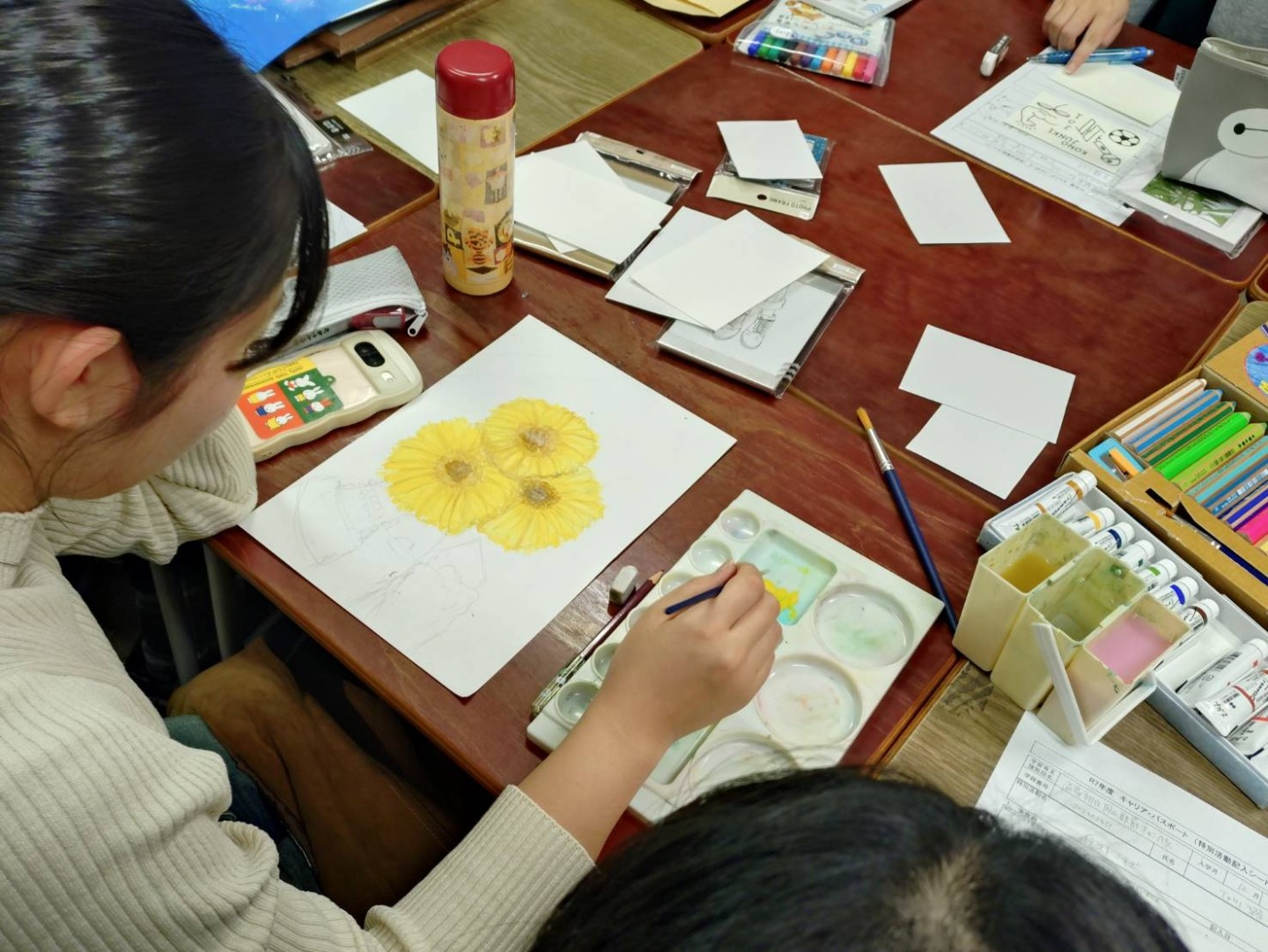 特別活動「イラストを描こう！」を実施しました