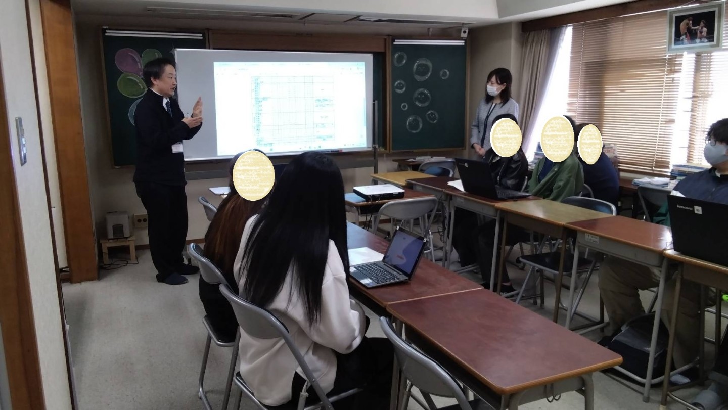 【岡山駅前キャンパス】新入生向けのガイダンスを実施しました