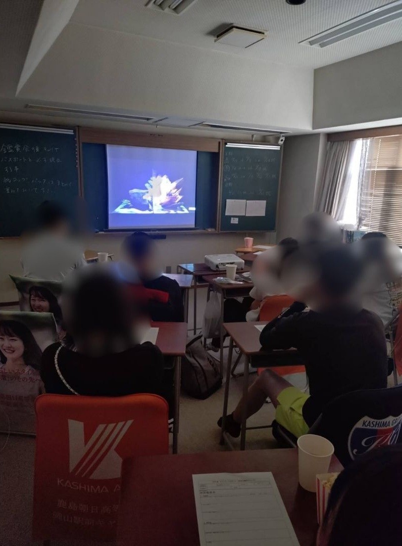 【岡山駅前キャンパス】特別活動で、映画鑑賞会を実施しました！