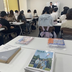 特別活動「上級学校説明会」が開催されました。