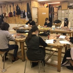 ESPギタークラフトアカデミーで木製パスケース作り