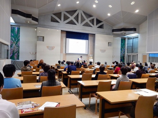 芸術の秋を楽しみましたⅡ　～ 音楽講座鑑賞会 ～