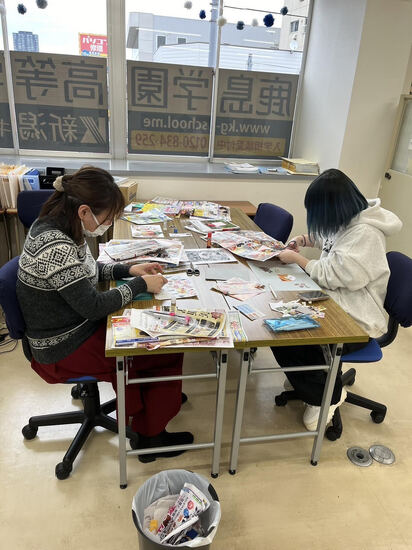 コラージュ製作とオリジナルフォトフレーム製作《特別活動》