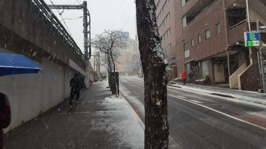 太原Pブログ　～雪の日の教室～