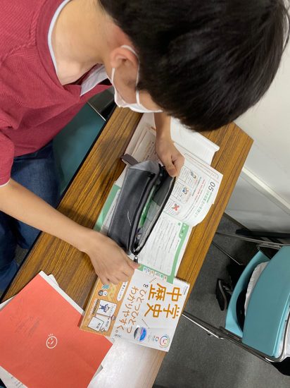 不登校中学生勉強してます！