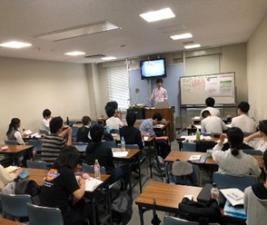 不登校の子どもが8年連続で増加。 フリースクールの役割