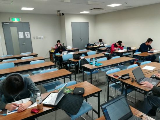 ATSUSHIブログ 　　～久しぶりに登校したら皆スクーリングだった件～