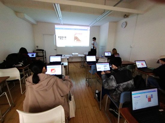 Canvaでポスターデザインに挑戦！