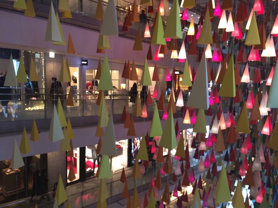 原宿最新情景②　表参道ヒルズのクリスマス