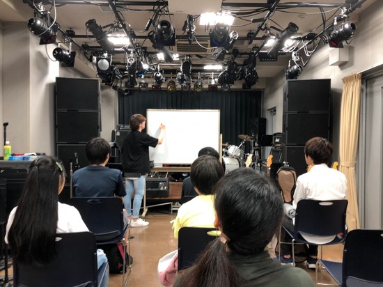 ★　横浜ミュージックスクール見学