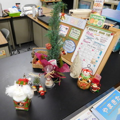 ＊　クリスマスの飾りつけ