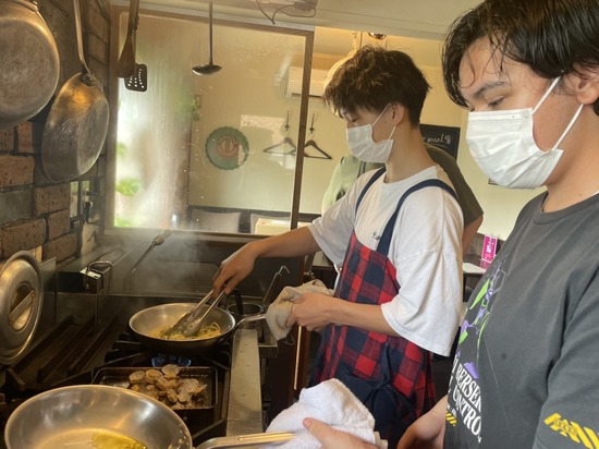 GRES高等学院の本格的な調理実習☆★