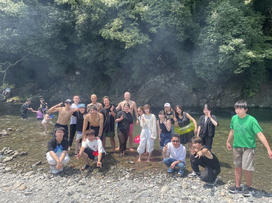 秋川でバーベキュー！！