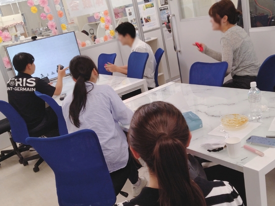 卒業生と在校生