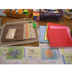 『懐かしの折り紙と、フェルトで小物作り』を行いました！