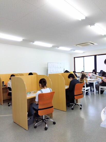 夏休み中ですが…頑張っています！