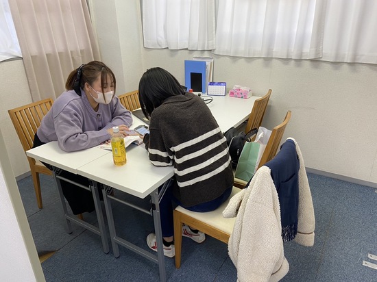 レポート学習は個別指導で進めています。【野田キャンパス】【通信制高校】