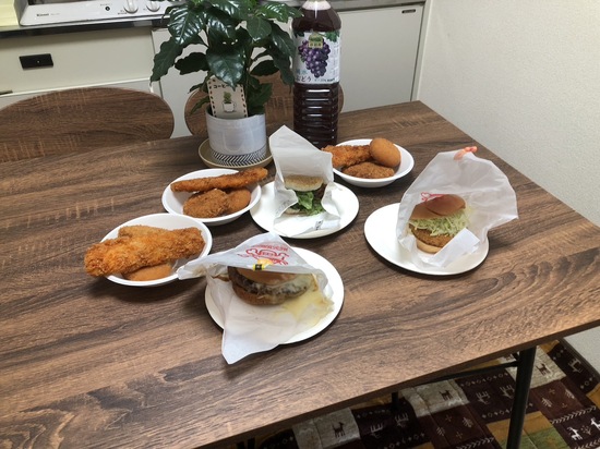 ランチミーティングです!