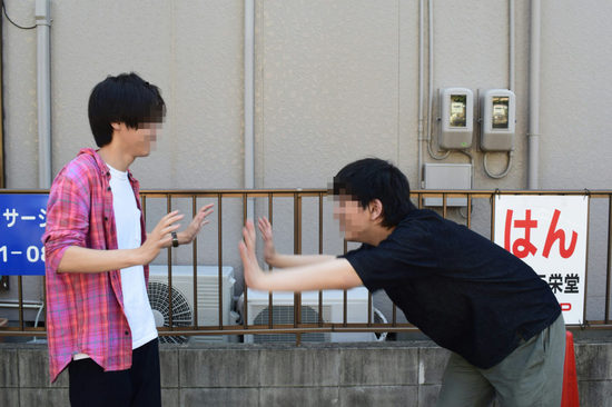 大学受験の合格報告にきた卒業生SSクンとKさん