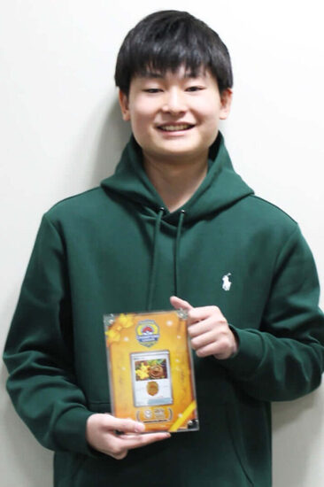 中学受験でトップ合格したが不登校に…立ち直りのきっかけは「ポケモンカード」 父親も「やるなら血反吐吐くまでやれ」