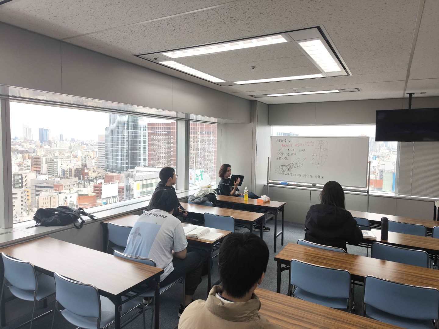 【大学受験もレポートも】火曜・金曜の個別指導体験を募集中！