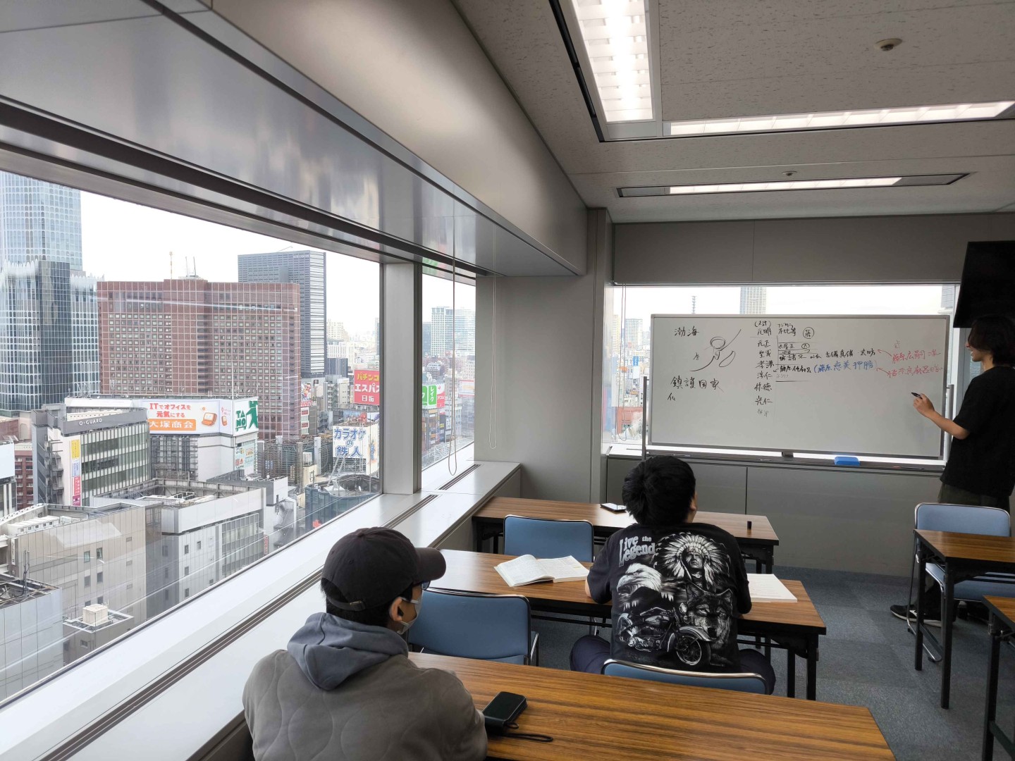 【大学受験もレポートも】火曜・金曜の個別指導体験を募集中！