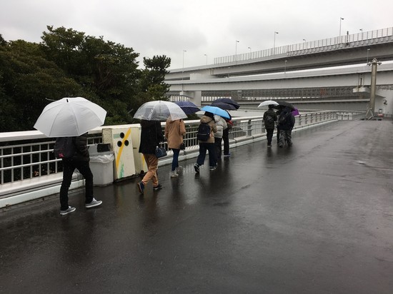 嵐の中のレインボー