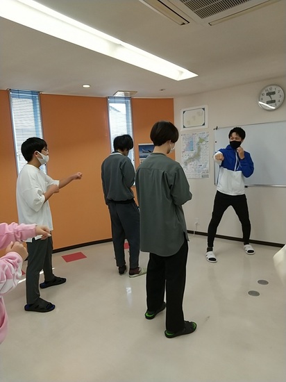 体を動かそう！