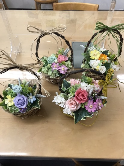 プリザーブドフラワー制作